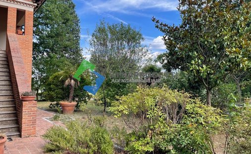 Castle for Sale in Cetona, Tuscany, Italy