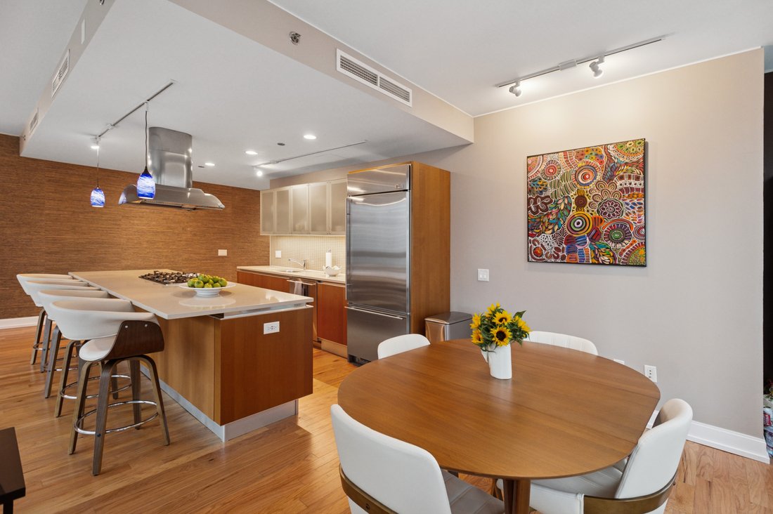 House in Chicago, Illinois, United States 4 - 16018235