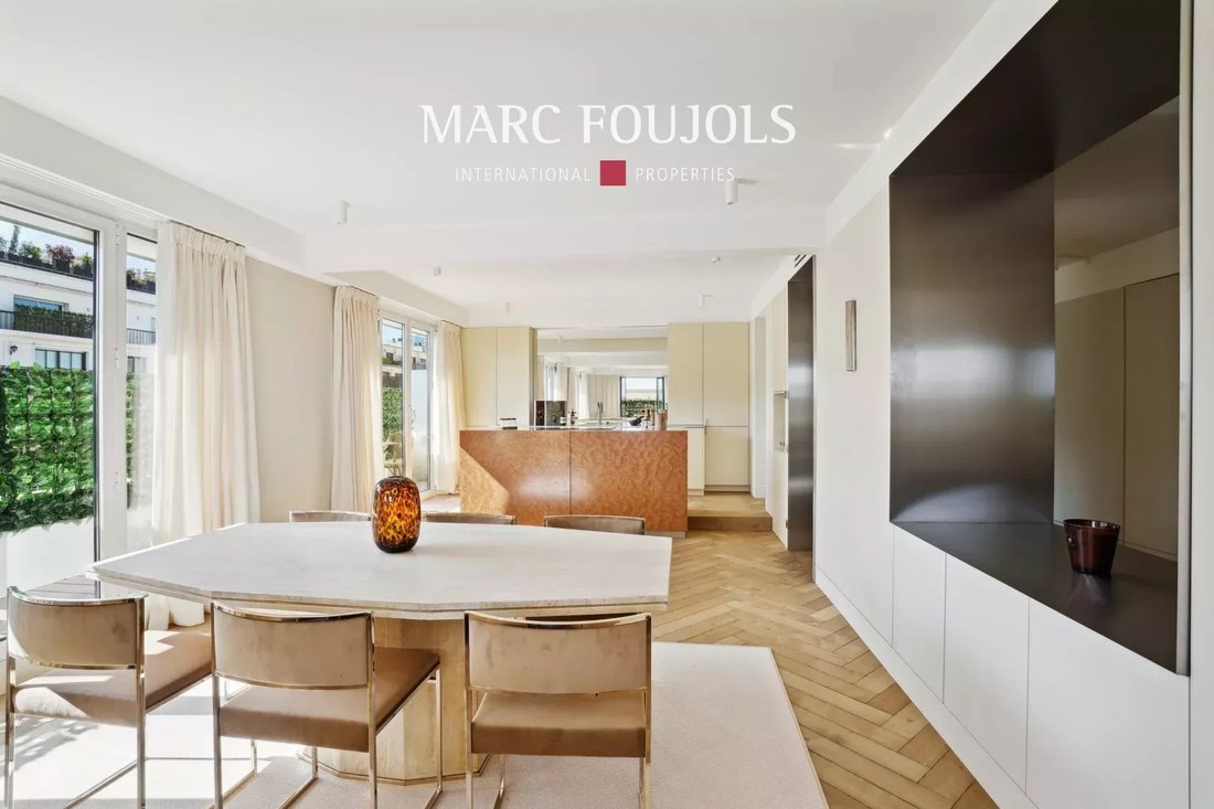 Apartment in Muette Nord, Paris 16e Arrondissement, Paris 5 - 16017602