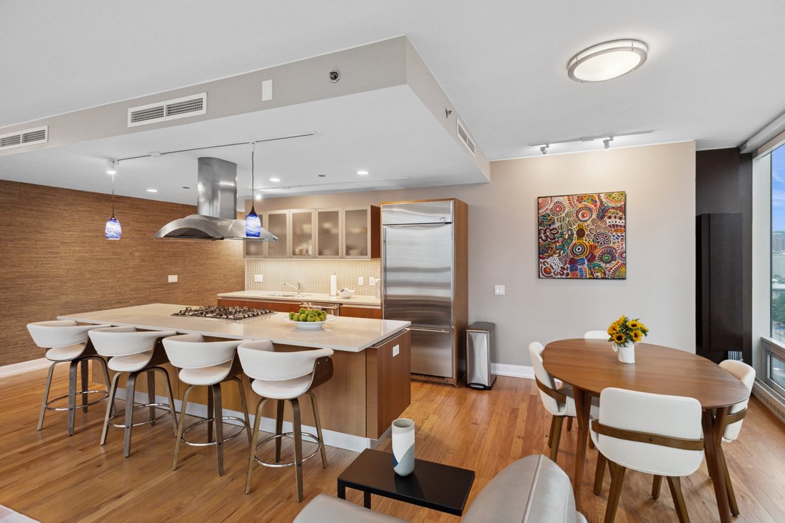 House in Chicago, Illinois, United States 5 - 16018235
