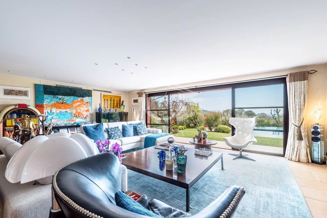 Estate in Mougins, Provence-Alpes-Côte d'Azur, France 5 - 16017560
