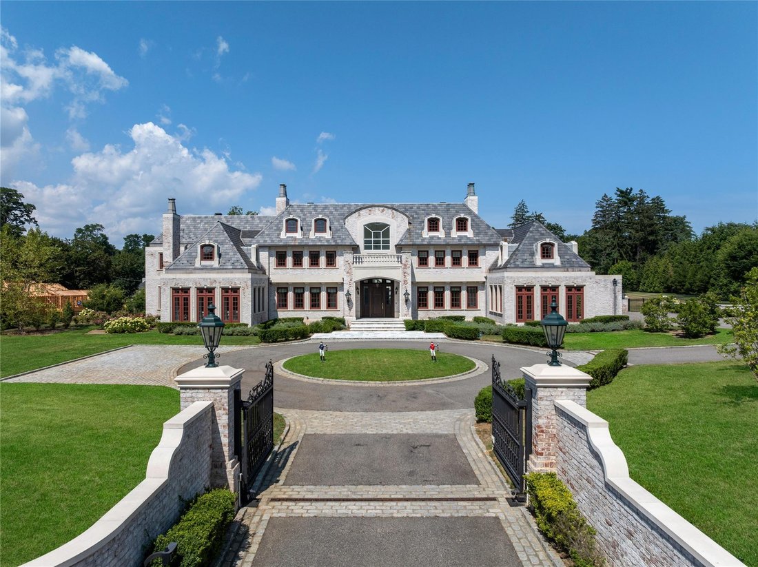 House in Port Washington, New York, United States 2 - 16018104