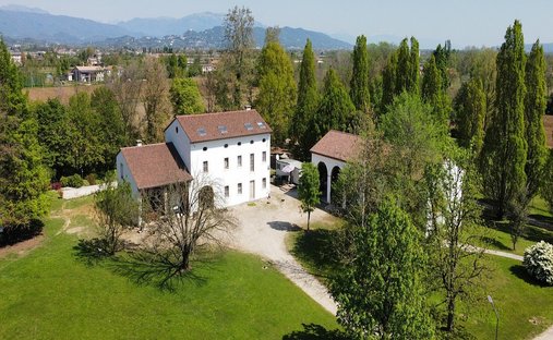 Country House in Riese Pio X, Veneto, Italy 1