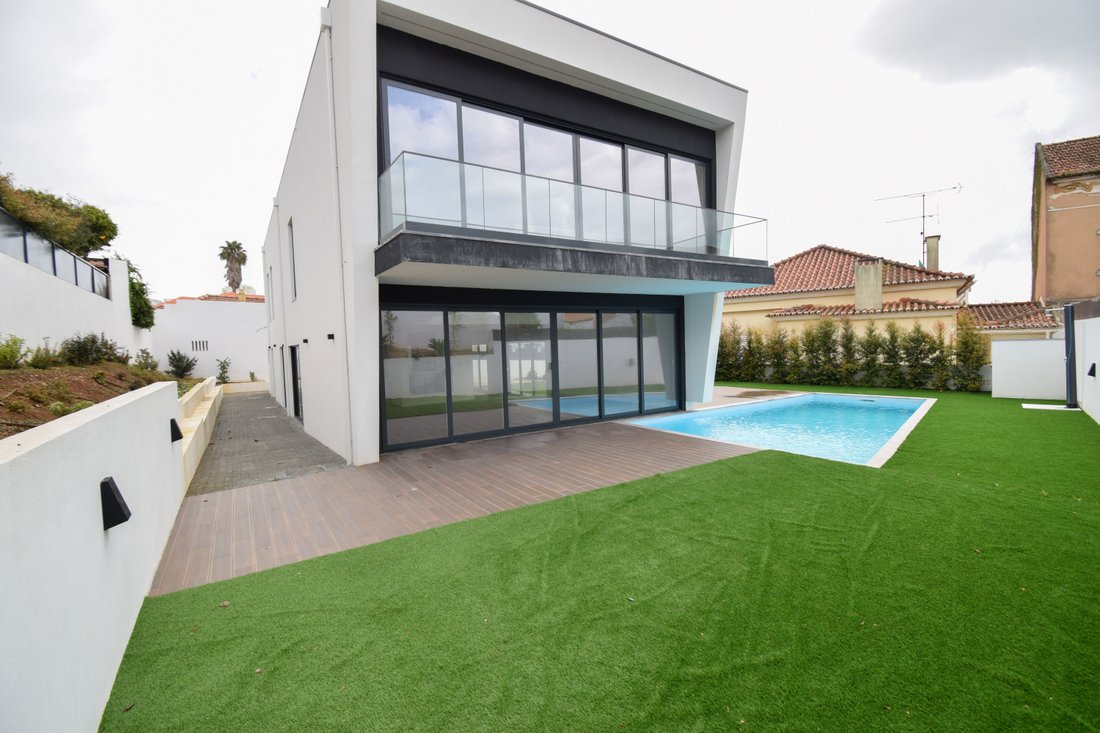 Villa in Parede, Lisbon, Portugal 1 - 16017778