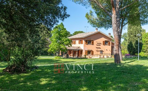Country House in Marche, Italy 1
