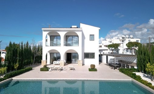 Villa in Paphos, Paphos, Cyprus 1