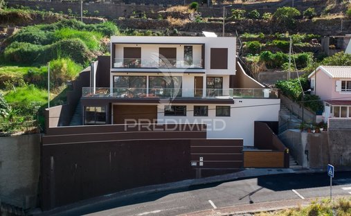 House in Machico, Madeira, Portugal 1