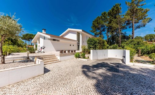 Villa in Quinta do Conde, Setúbal Municipality, Portugal 1
