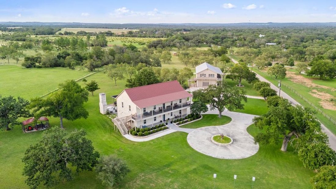 House in Fredericksburg, Texas, United States 1 - 16020139