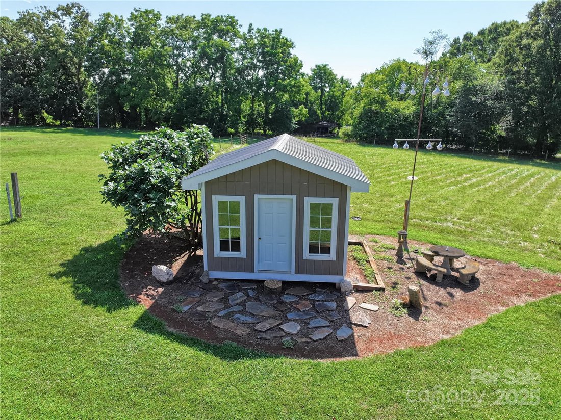 Farm Ranch in Lake Norman of Iredell, North Carolina, United States 5 - 16020350