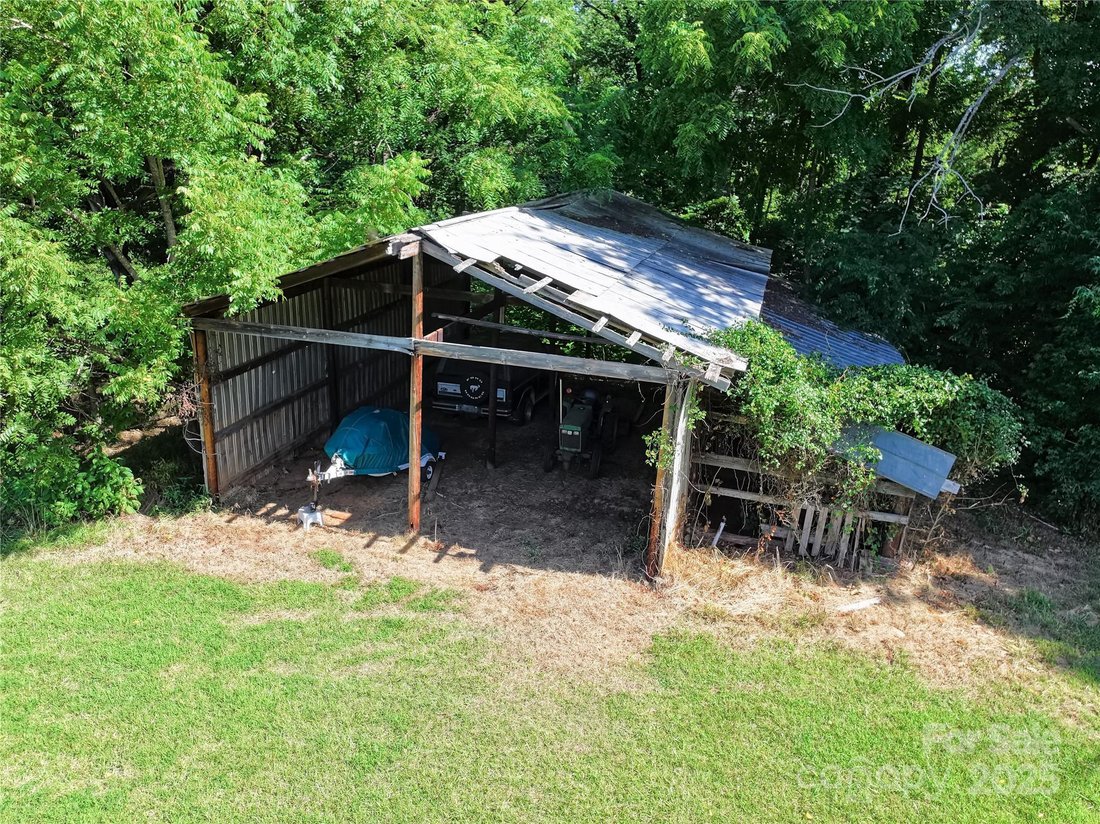 Farm Ranch in Lake Norman of Iredell, North Carolina, United States 4 - 16020350