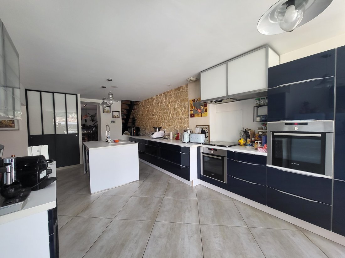 Villa in Est, Saint-Jean-d'Angély, France 3 - 16021057