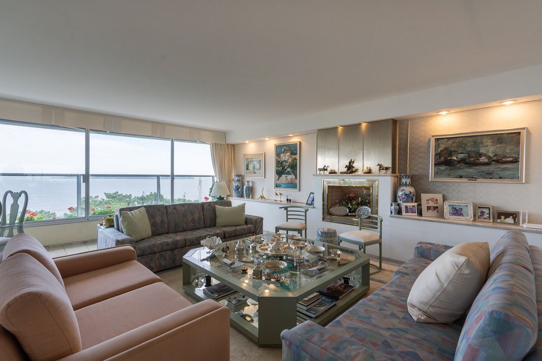 Apartment in Punta del Este, Maldonado Department, Uruguay 3 - 16020958