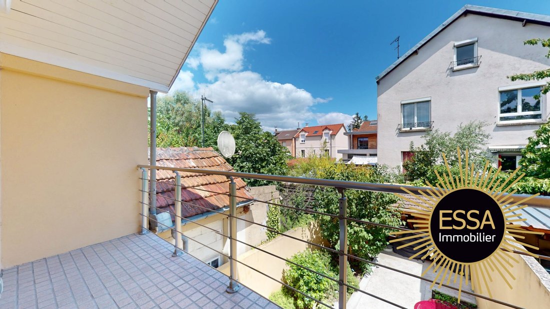 House in Les Arcades, Viroflay, France 2 - 16020907
