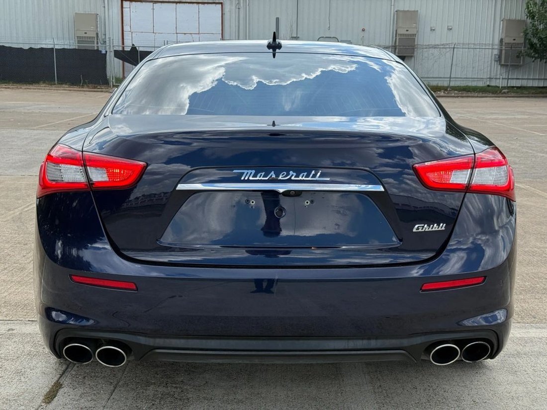 Sedan in Houston, TX, United States 5 - 16020528