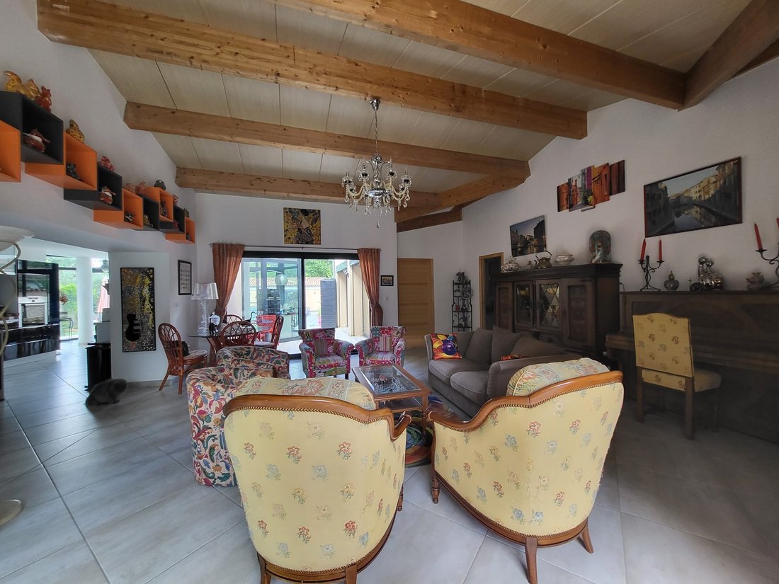 Villa in Est, Saint-Jean-d'Angély, France 4 - 16021057