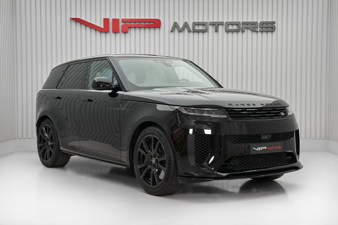 Suv in Dubai, Dubai, United Arab Emirates 1 - 16021287