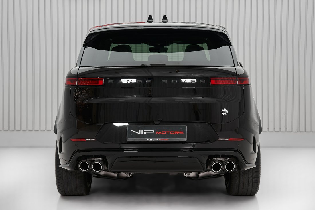 Suv in Dubai, Dubai, United Arab Emirates 5 - 16021287