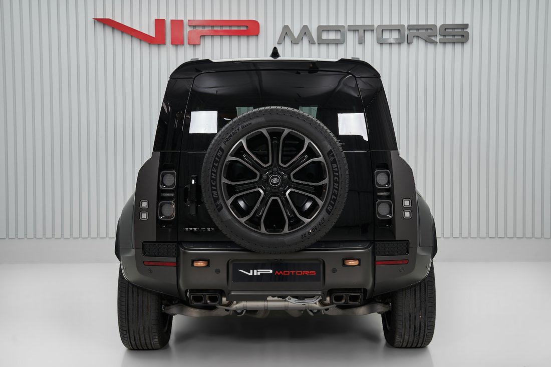 Suv in Dubai, Dubai, United Arab Emirates 5 - 16021321