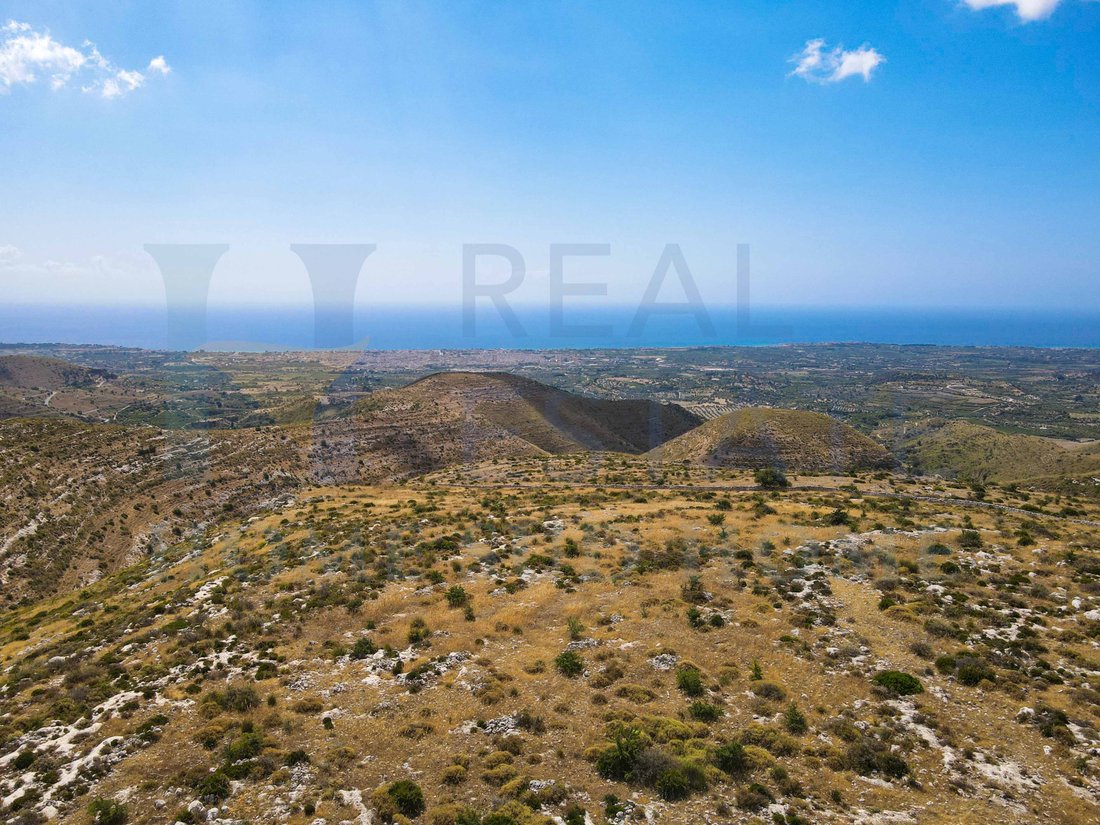 Land in San Corrado di Fuori, Sicily, Italy 1 - 16021366