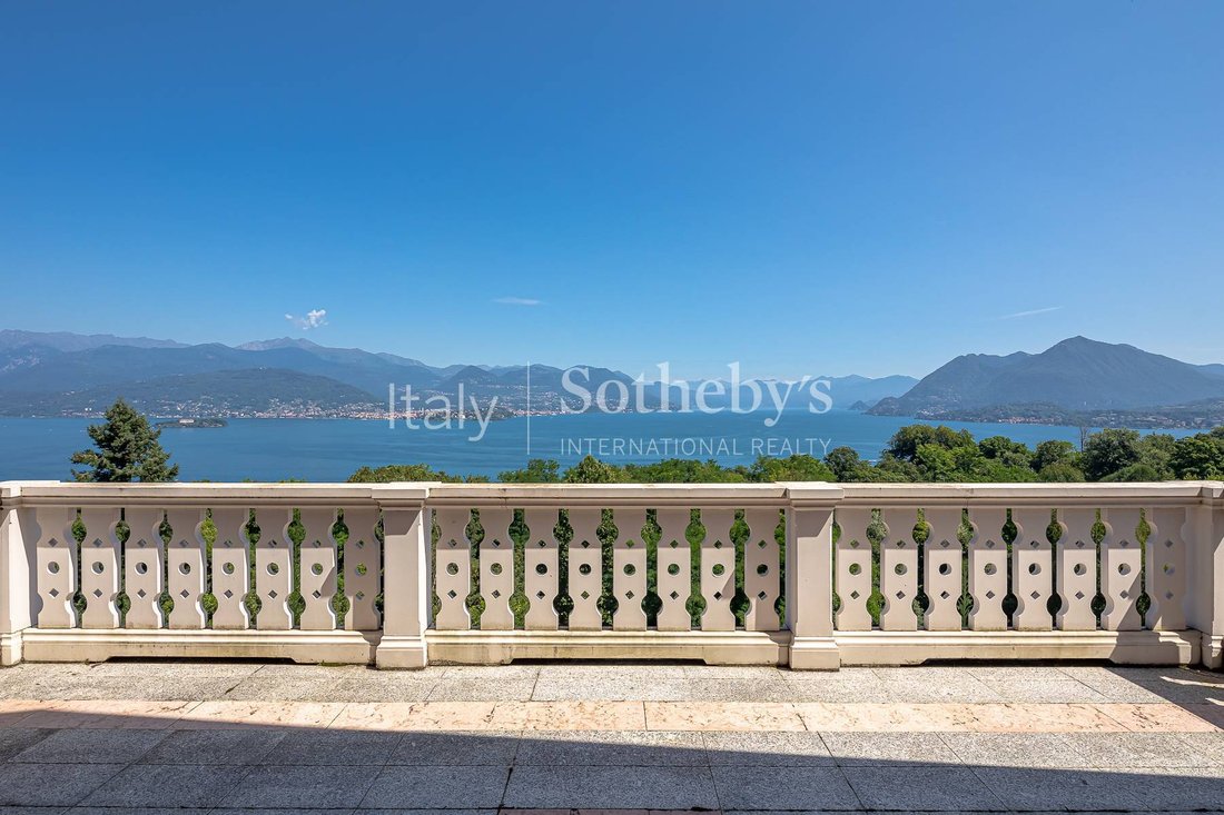House in Stresa, Piedmont, Italy 2 - 16021421