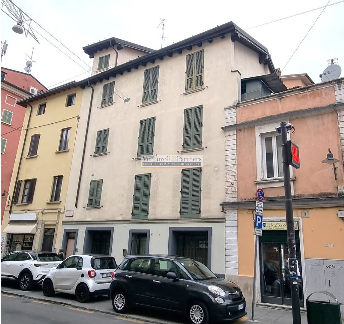 The Glass Citadel of San Faustino: A Modern Fortress in Brescia’s Heart