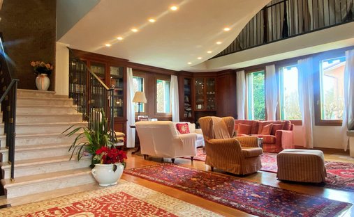 Villa in Castelfranco Veneto, Veneto, Italy 1