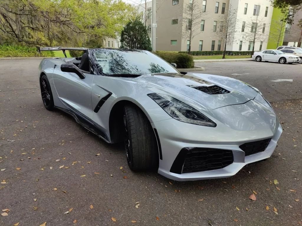 Cabriolet in Tampa, FL, United States 2 - 16022460