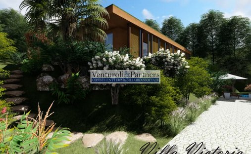 Villa in Historic Center, Padenghe sul Garda, Lombardy 1