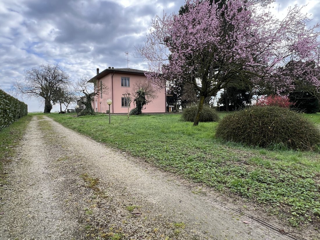 House in Boara Pisani, Veneto, Italy 4 - 15392551