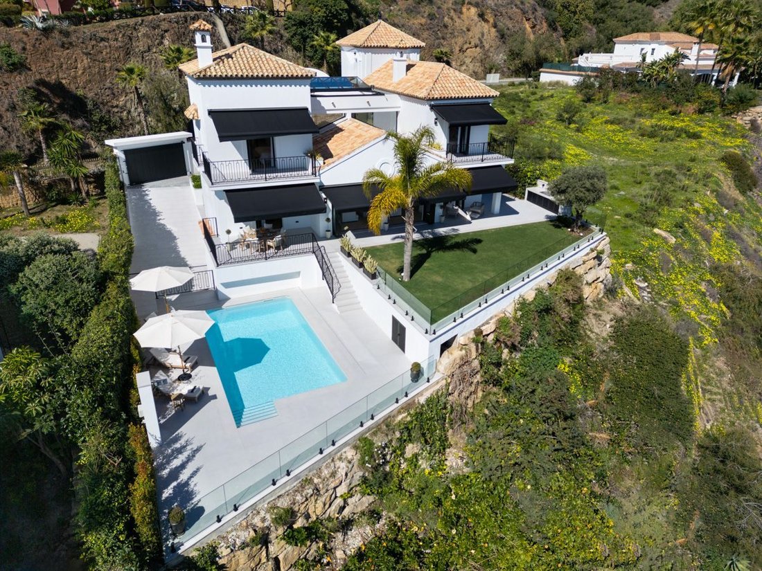 Villa in La Zagaleta, Benahavis, Andalusia 1 - 16024459