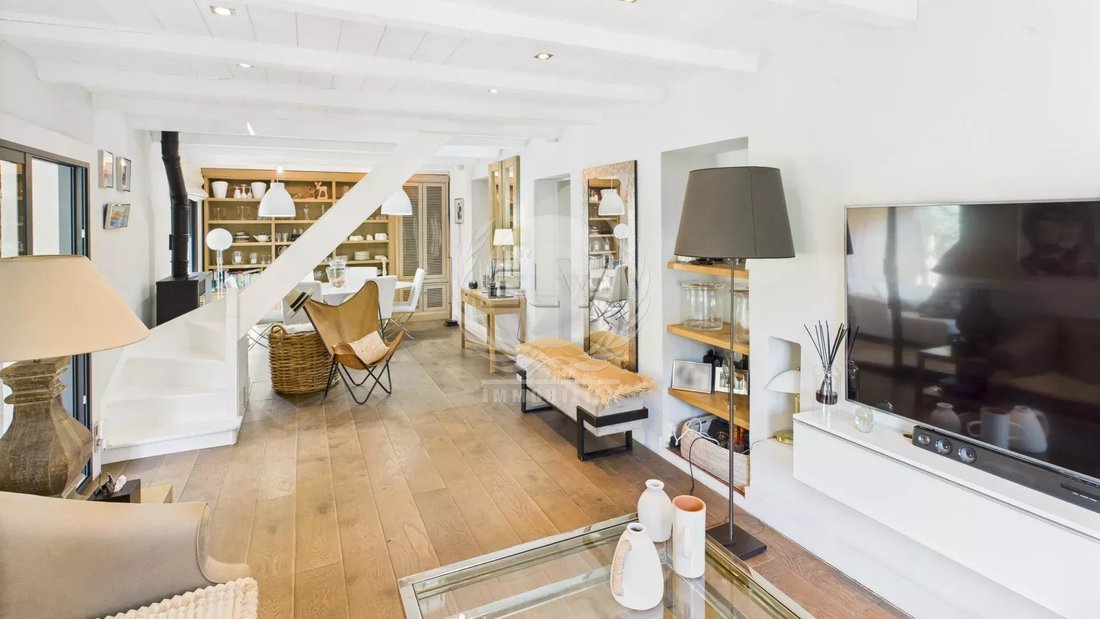 Villa a Sainte-Maxime, Provenza-Alpi-Costa Azzurra, Francia 3 - 16021533