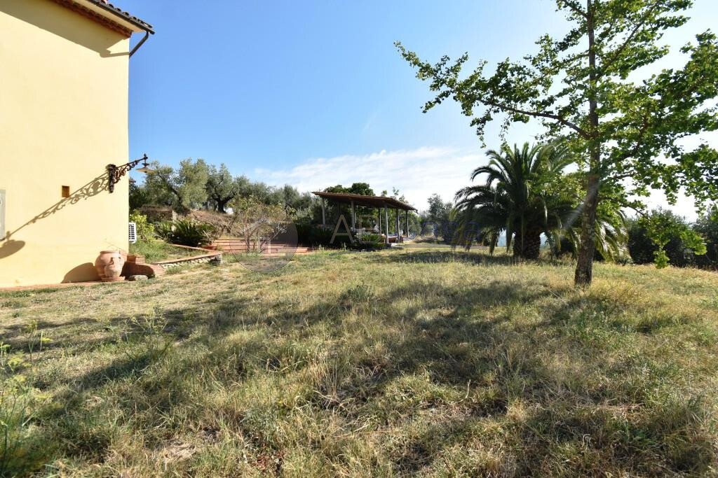 Villa in Pistoia North, Pistoia, Tuscany 4 - 13280065