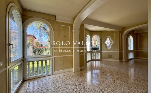 Villa in Castelfranco Veneto, Veneto, Italy 1