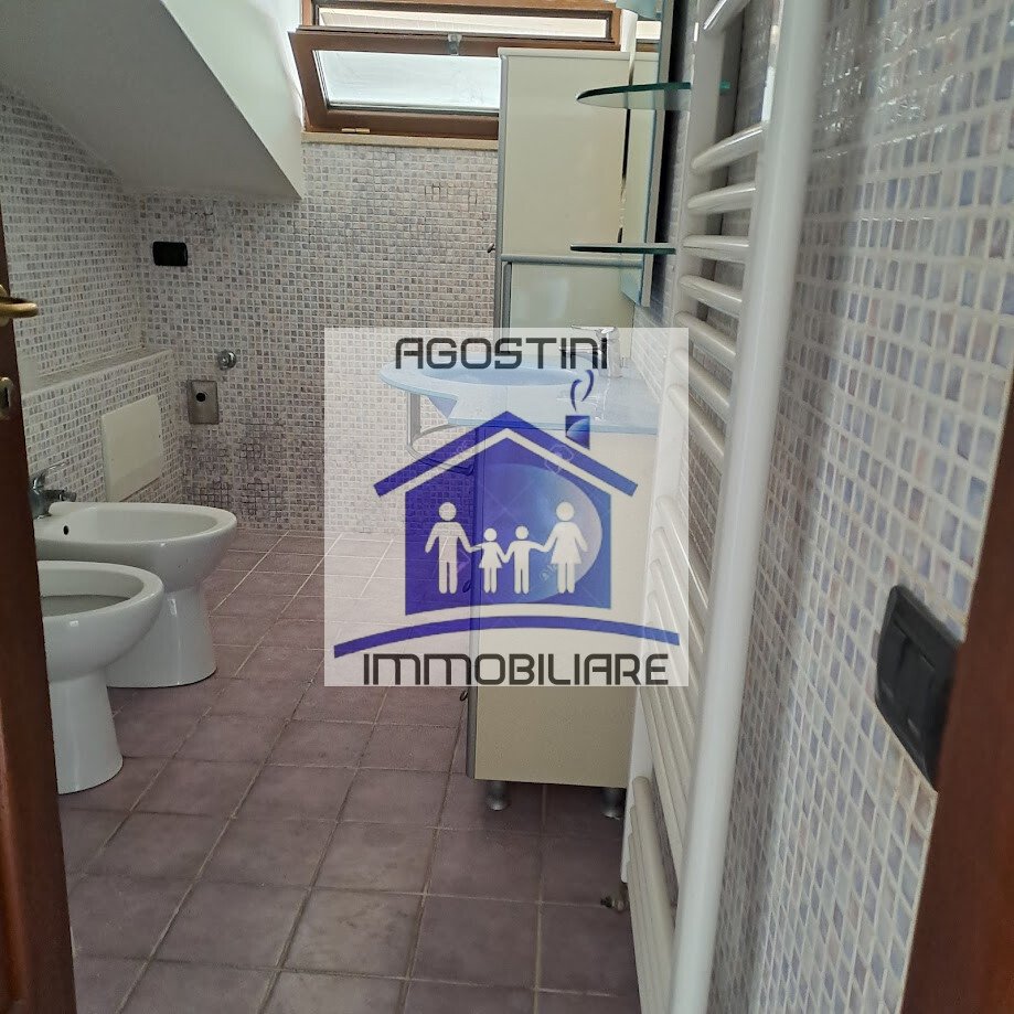 Apartment in Historic Center, Ascoli Piceno, Marche 5 - 15397107