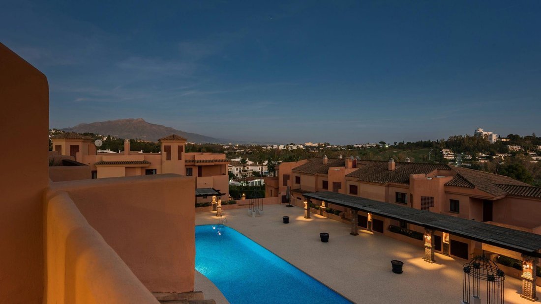 Apartment in Benahavis, Andalusia, Spain 2 - 16024561
