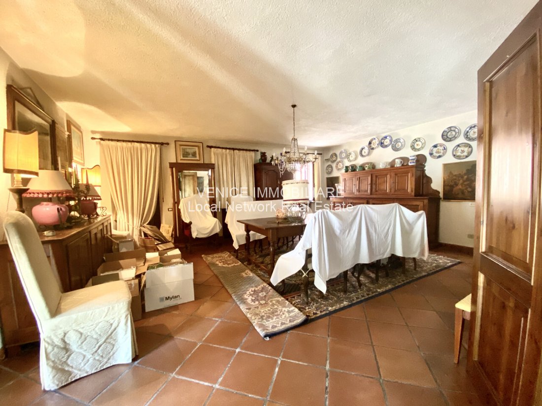 House in Peseggia, Scorze, Veneto 2 - 12119077