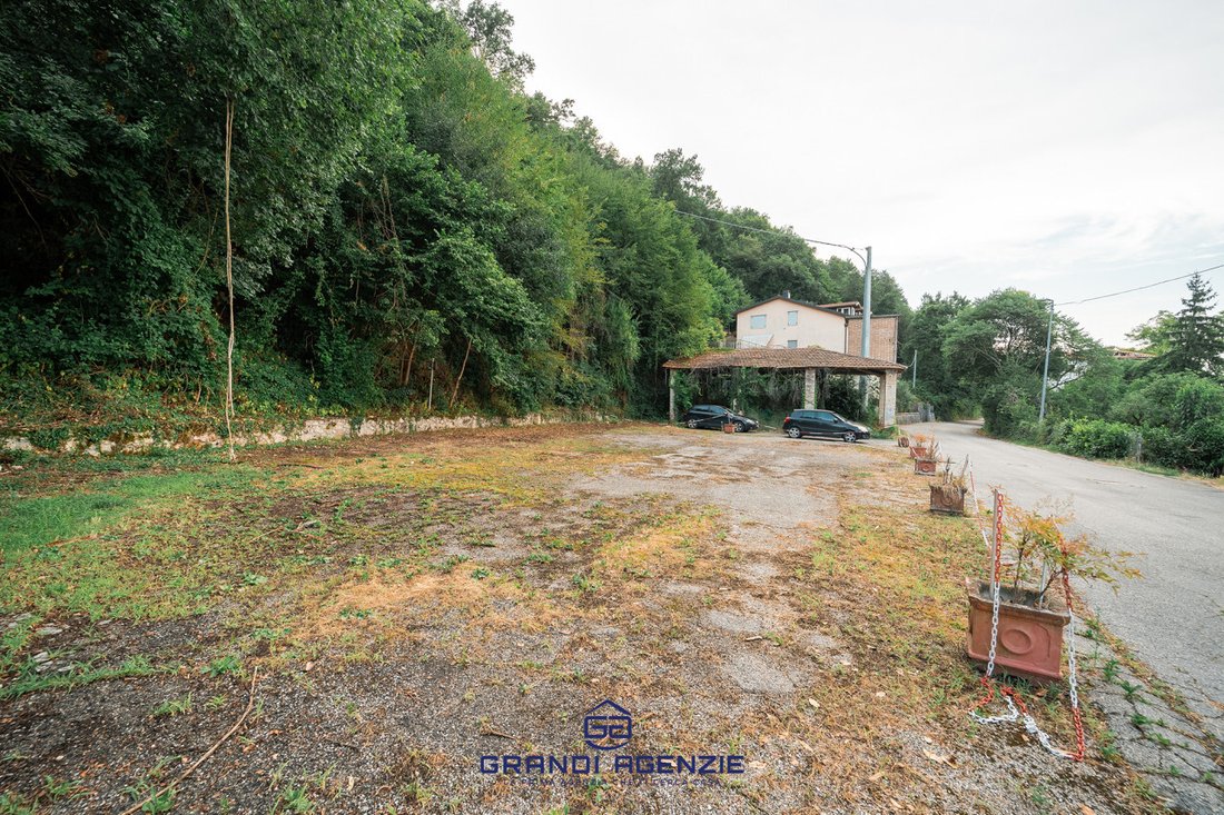 Lago di Fimon’s Forgotten Crown: A Palace Awaits Its Renaissance - 5