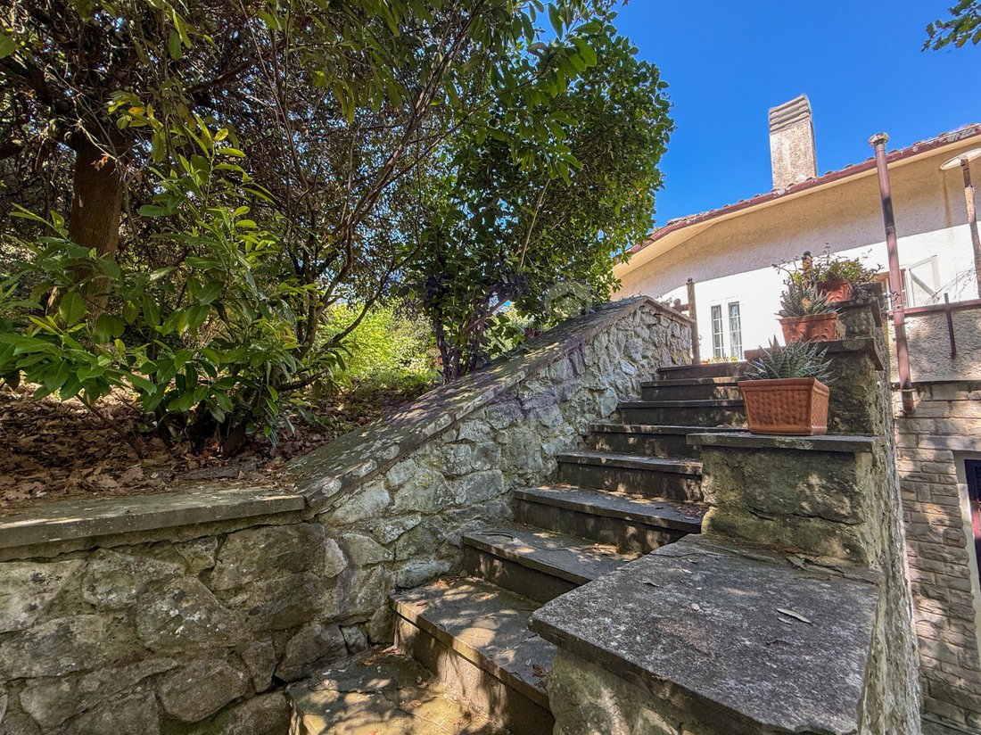 Villa in Santa Firmina, Arezzo, Tuscany 4 - 15656572