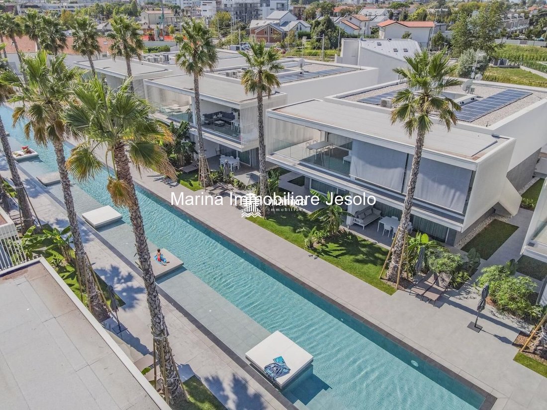 Apartment in Faro-Lido Ovest, Jesolo, Veneto 3 - 12374572