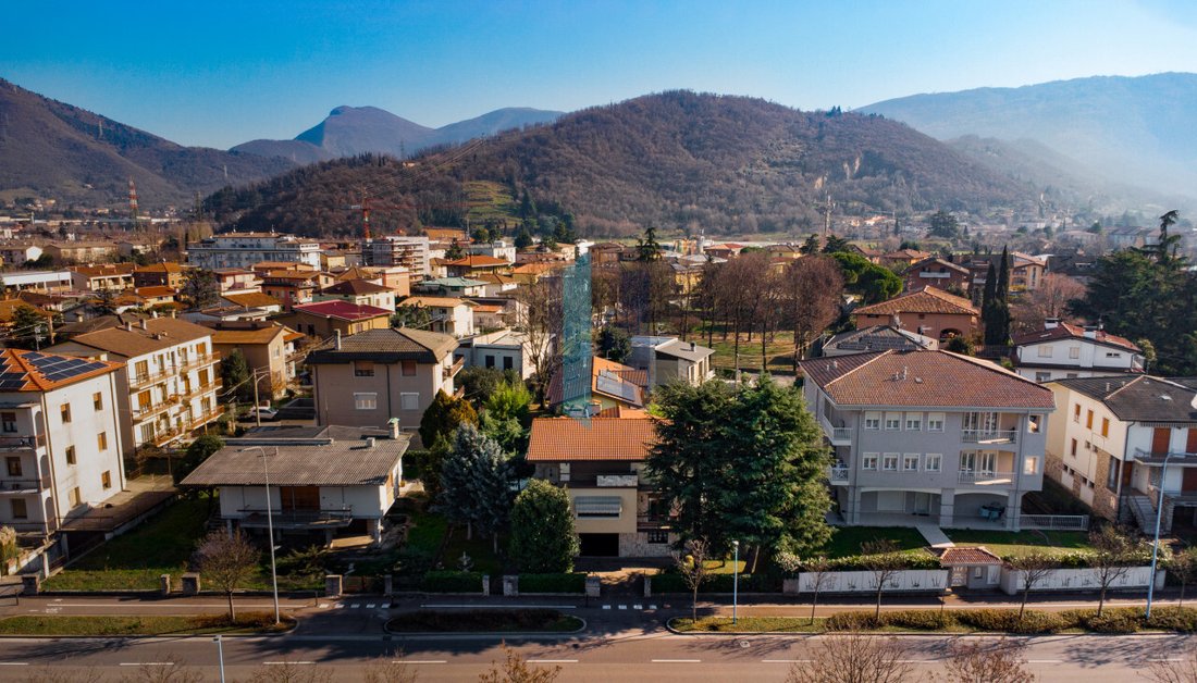 Villa in Prealpino Village, Brescia, Italy 2 - 15222476