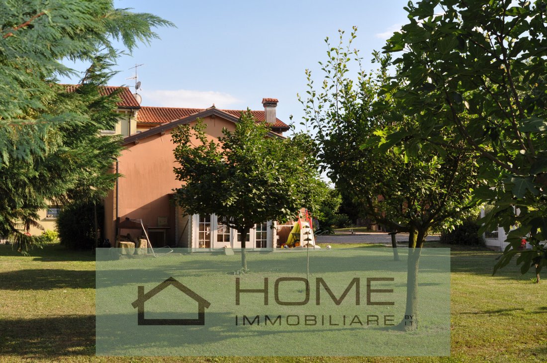 Villa in Nanto, Veneto, Italy 3 - 13637065