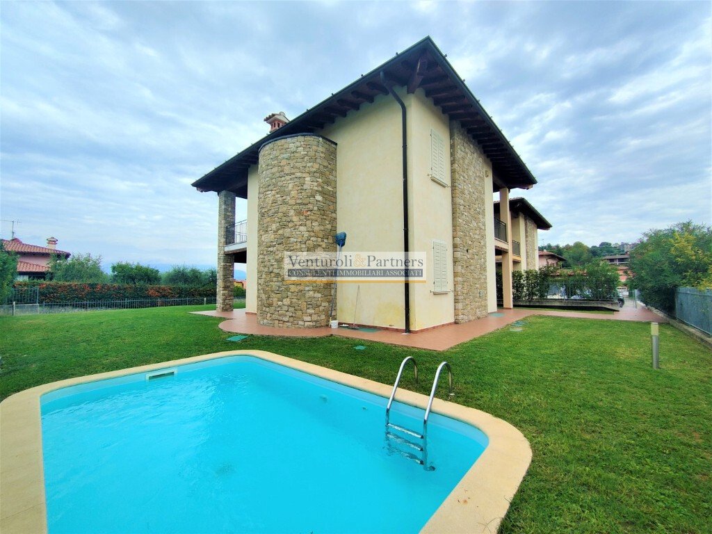 Villa in Manerba del Garda, Lombardy, Italy 2 - 15383856