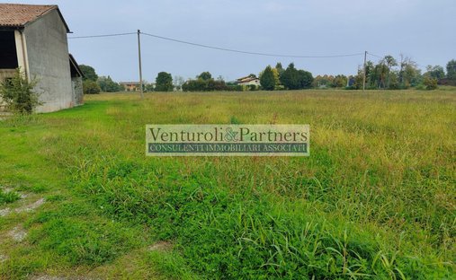 Castle for Sale in Sant'Antonio, Tuscany, Italy