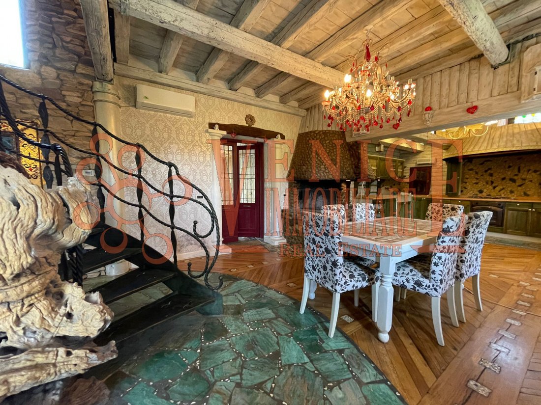 House in Cipressina-Zelarino-Trivignano, Venice, Veneto 2 - 13662540