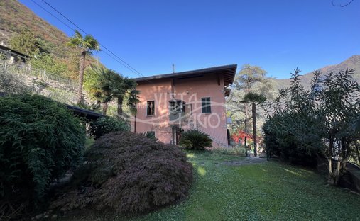 Villa in Carate Urio, Lombardy, Italy 1