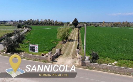 Terreno en Sannicola, Apulia, Italia 1