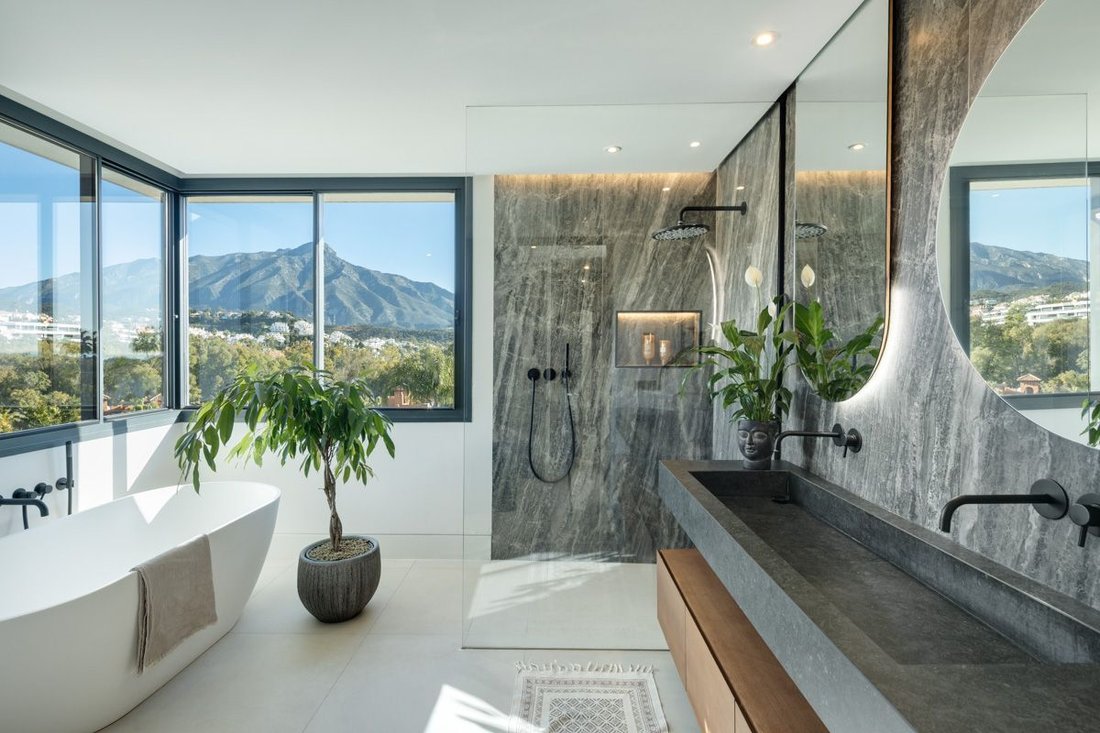 Villa in Nueva Andalucia, Marbella, Spain 2 - 16024426