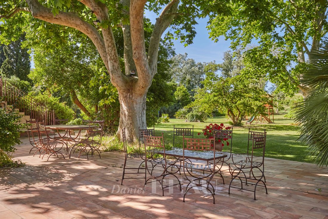 Casa de Campo en Arles, Provenza-Alpes-Costa Azul, Francia 3 - 16021589