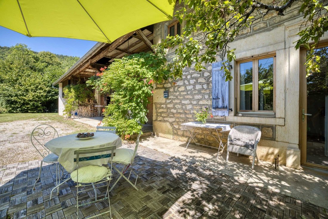House in Belmont-Luthezieu, Valromey-sur-Seran, France 2 - 16022767